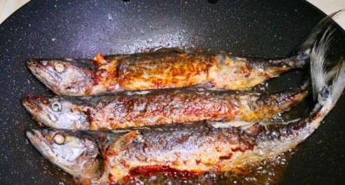 鲜嫩|做鲅鱼,建议不要加水炖,海边人都这样做,鱼肉鲜嫩无腥味,真香!