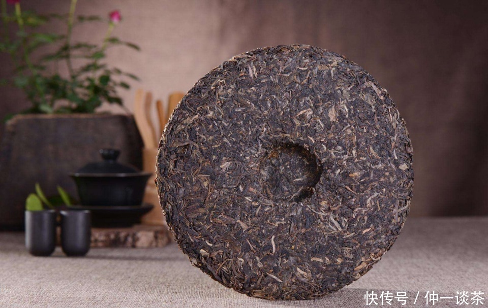 生茶|男女老少皆宜的饮料,春夏秋冬均能饮,临睡前喝也不会影响睡眠