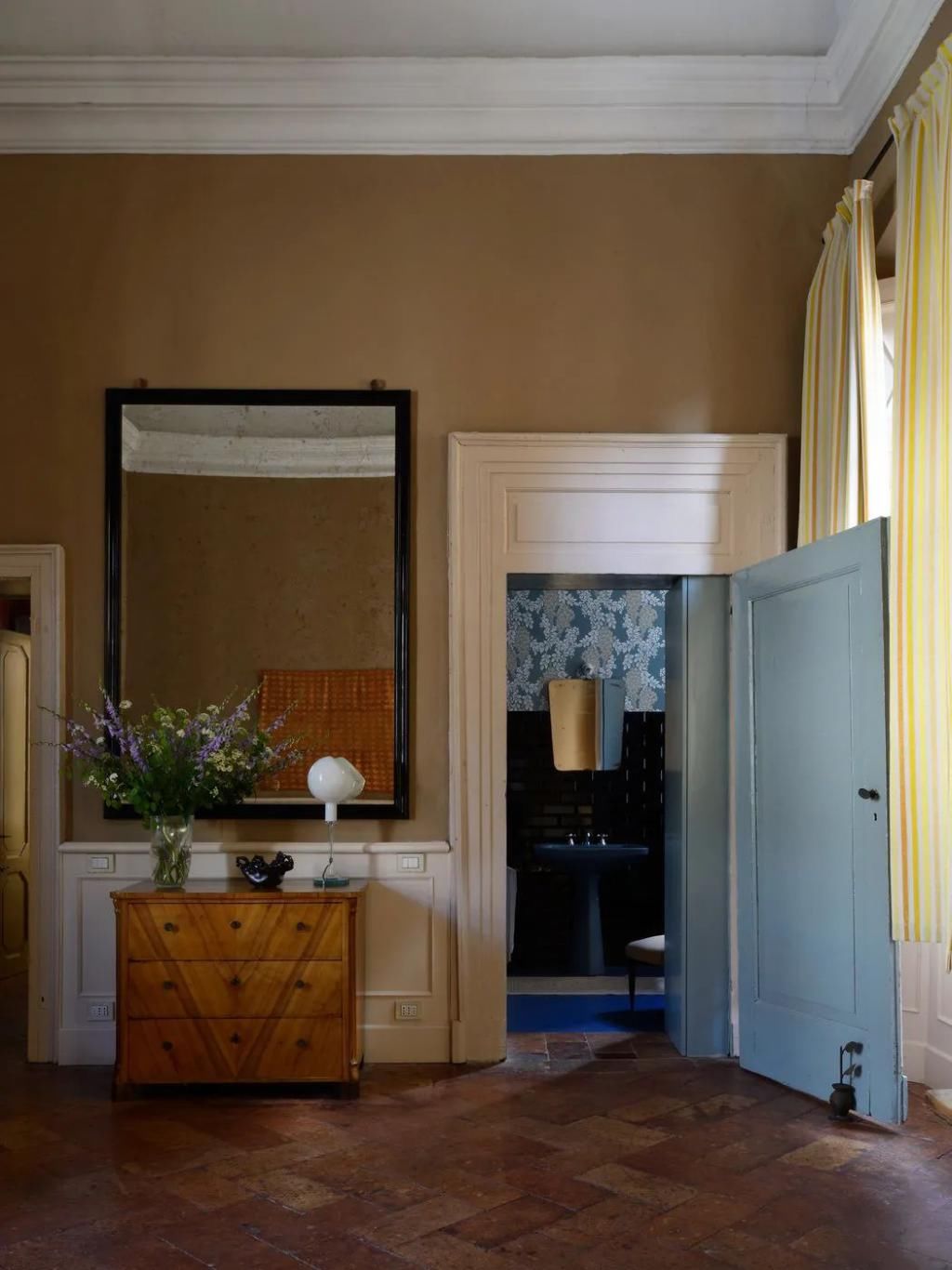 窥探|窥探他的绝版好品味，《Call Me By Your Name》还远远不够