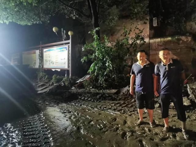  华安保险|车辆遭遇山洪灾害，理赔该怎么办？