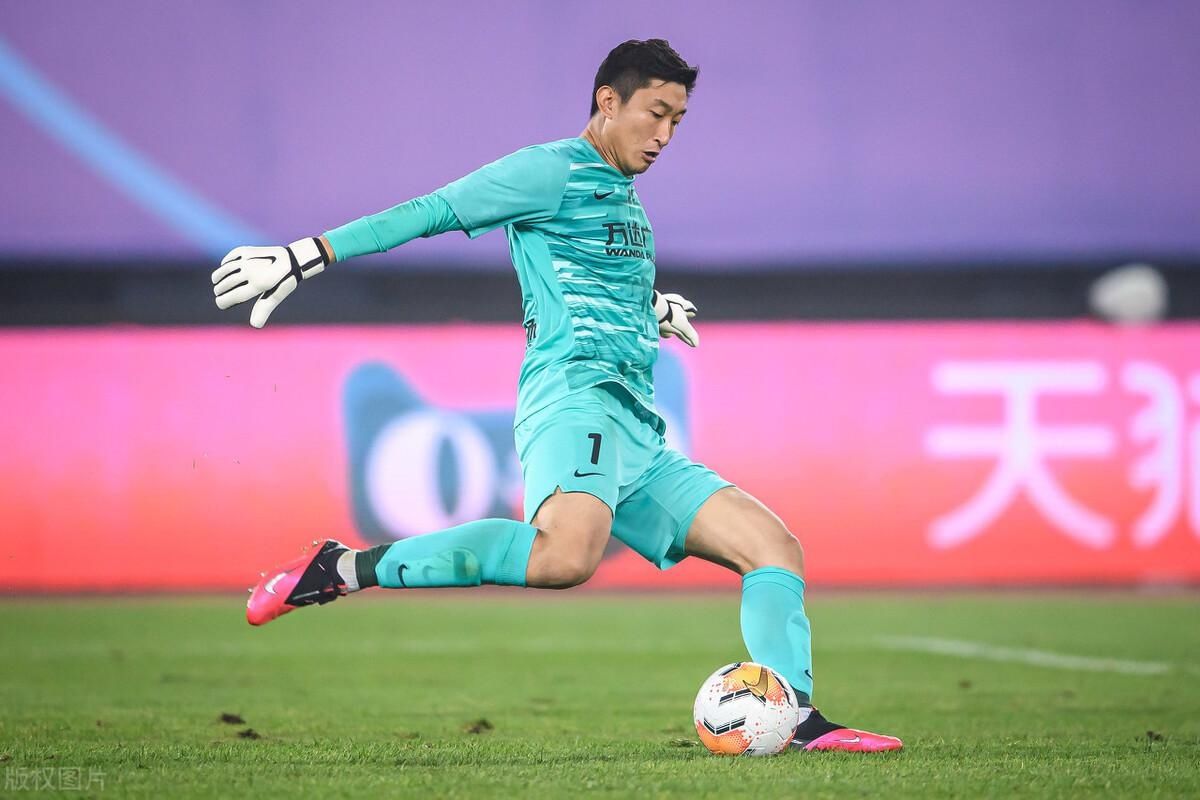  后防|意外！大连人最弱一环成战胜鲁能关键，赛后评分7.91全场最佳