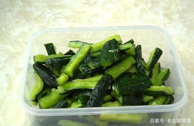  不用|想吃腌黄瓜不用等一周，2个小时就能吃，一次做4斤，爽脆又开胃