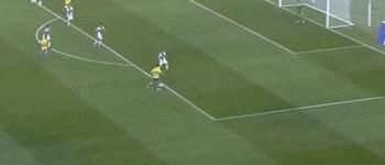 巴萨球迷|深度解析巴萨天才16岁首季4球7助攻：西班牙瑰宝新伊涅斯塔