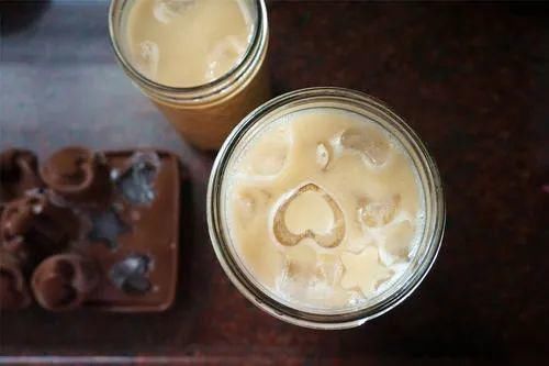 奶茶|秋天爱奶茶,如何喝的既健康又美味?