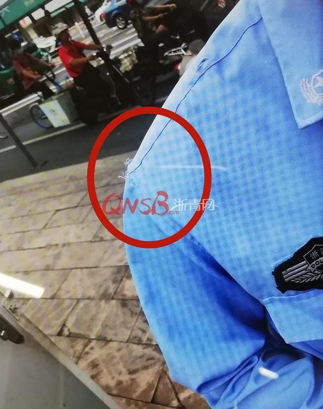  交警|小伙违章骑电瓶车路遇交警，拒不停车还跟交警“顶牛”