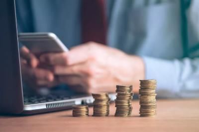 孩子|16岁“熊孩子”打赏主播150余万元,钱能追回吗?