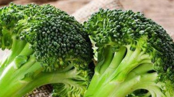  食用|西兰花人称“抗癌冠军”，但不能有以下几种吃法，还很多人不清楚