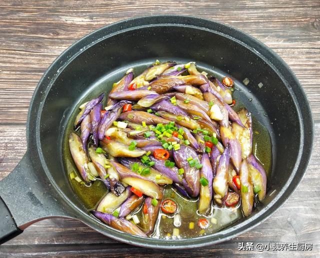  食材|炒茄子时，不要直接下锅炒！多加一步骤，茄子不吸油不发黑