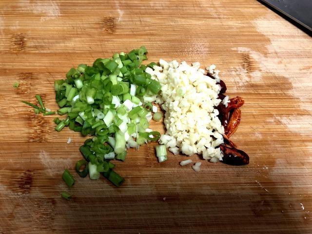  榴莲|蔬菜界的“榴莲”，才1元1斤，三伏天要多吃，补钙强身特好吃