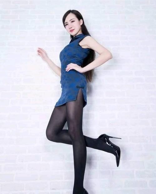  幽默|幽默笑话：古装剧，女主病了男主端着一碗中药在那里一勺一勺地喂