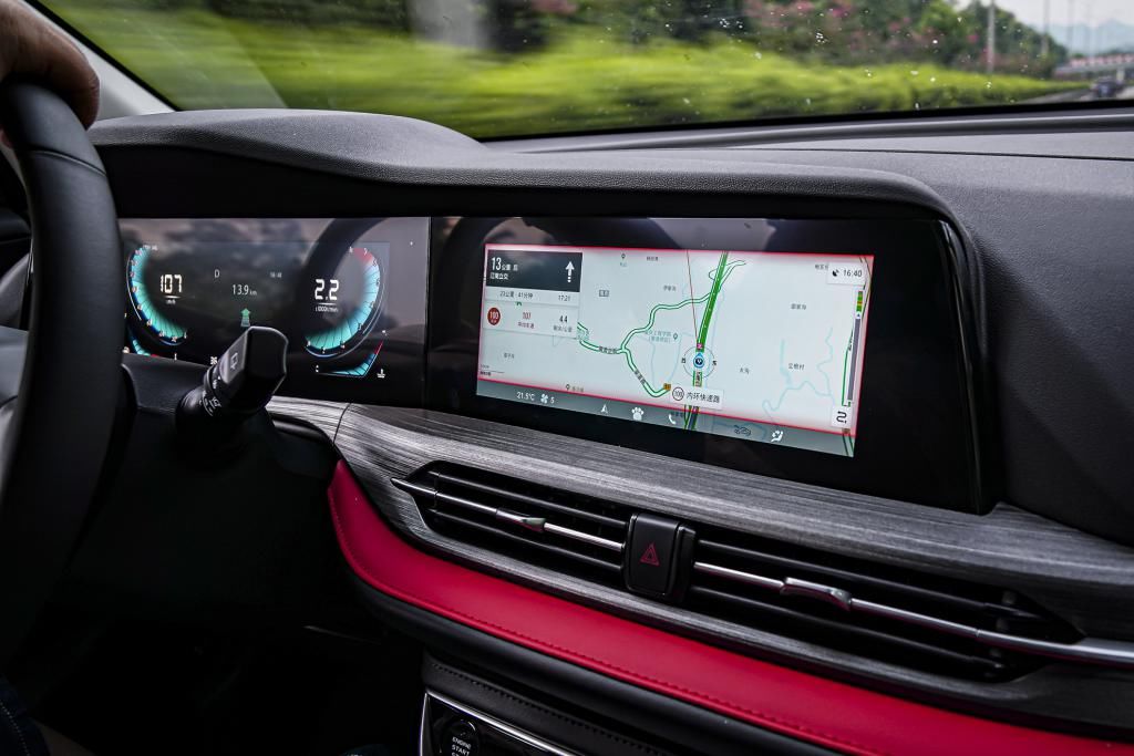  蓝鲸|科技测测看丨长安CS55PLUS蓝鲸版给你惊艳的可不只是芯