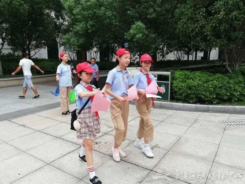 齐步走|保文创卫 | 小手拉大手，文明齐步走