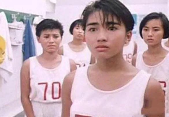  黎姿|48岁黎姿健身照刷屏，网友：自律的人，楚楚动人！