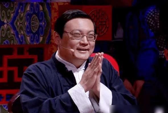  如今|他曾是著名主持人，还用他名字开了节目，如今却淡出荧幕没人用他