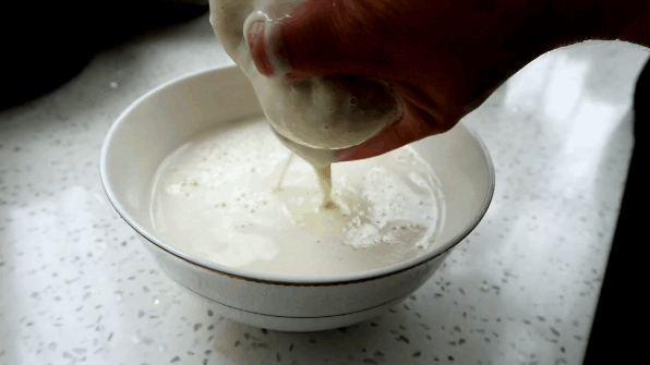  15克|1碗黄豆，一杯牛奶，教你做入口即化的豆乳布丁，豆香浓郁营养好