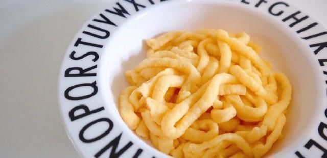  适合|面条这样做，超级软烂，没牙的宝宝也能吃，适合8个月以上宝宝