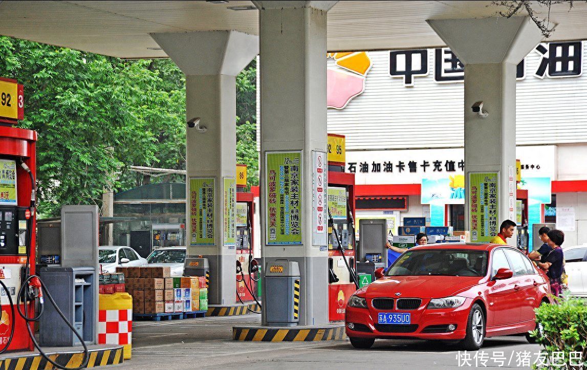 油价“穿天涨”，玉米哗哗落，新豆上市，前景如何？