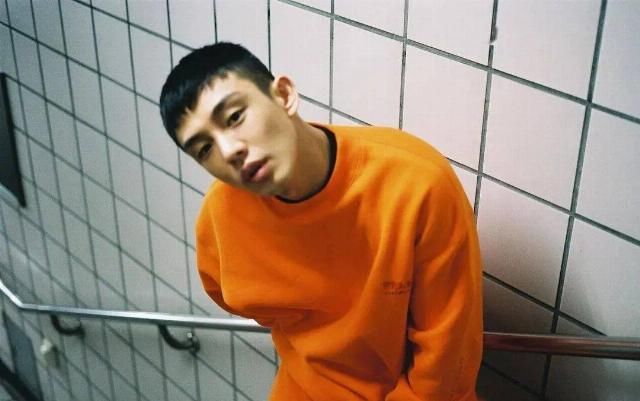  独居|顶流男神58亿独居豪宅大曝光，中韩网友全傻眼：猫也有独卫？！