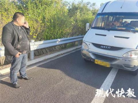 民警|黑车老板说车里17人都是他亲戚，你信吗？
