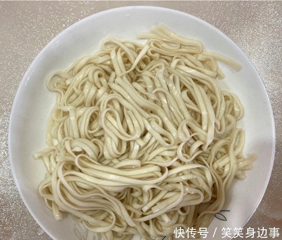 味道|周六的家常面来喽，可做得挺那啥的，味道只能再改进！