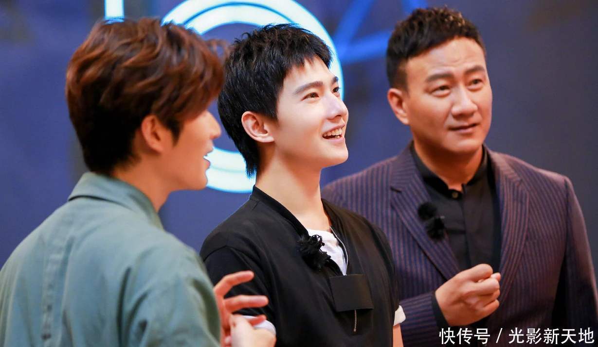 满满的|《元气满满的哥哥》胡军耍赖,陈学冬淘汰原因无语!节目规则混乱