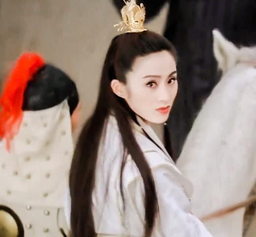 前三位|4个版本“赵敏”,前三位个个美若天仙,但她才是赵敏本人!