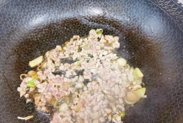  下饭|5元就能做一大碗冬瓜“红烧肉”，好吃下饭，每次做老公都多吃2碗