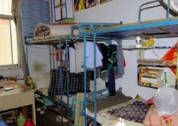 判刑|河北某男子潜入10余所中小学宿舍，猥亵近40余名男孩，现已判刑