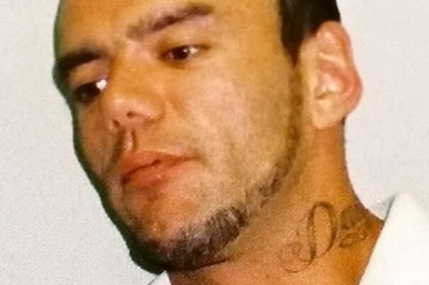 撒克逊|俩男子挖到文物每人本可奖励450万,结果分文拿不到还得坐牢