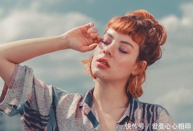 人生|人到中年,有远见的女人,会给自己留三张底牌