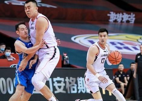  球员|辽篮大好消息！郭士强亲承愿回归执教，球迷：回来就看不起你