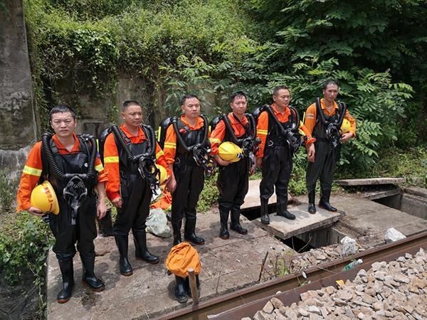 救援|娄底市应急救援大队：下水道应急抢险救援