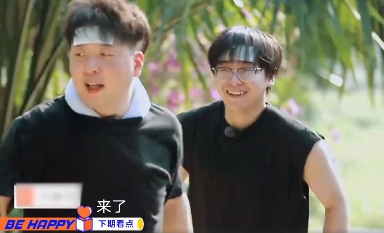  吴昕|快乐家族做客《向往4》，吴昕过于活泼，意外说出何老师的小秘密