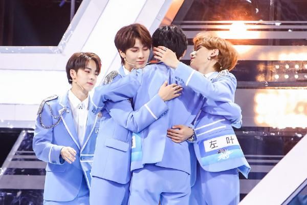 却火|少年之名没火,男团名字和粉丝名却火了,比硬糖少女303还“土”