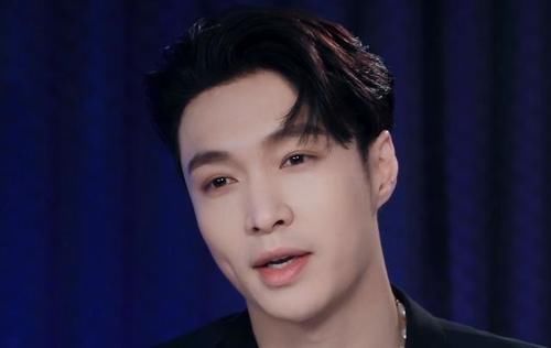  变迷|王一博跳舞倒数第一，用冷漠表达不服，看到他后却秒变迷弟