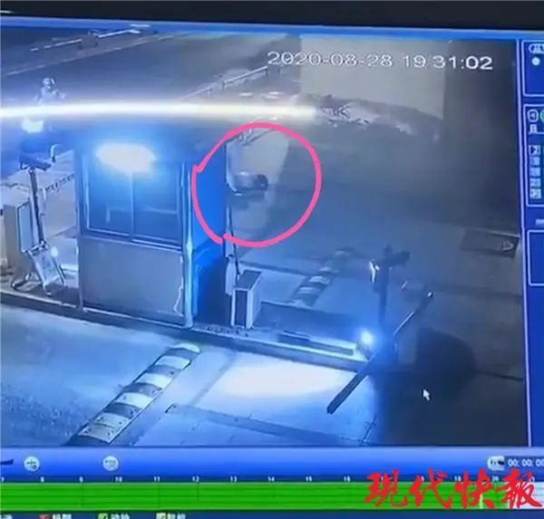 砖块|男子用砖块砸死女友，竟在朋友圈“炫耀”？警方通报