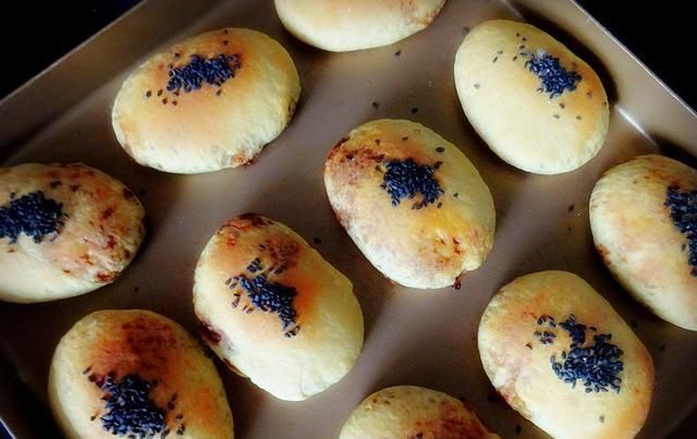 甜香|这红糖烧饼我每周必做,可以烤,可以烙,多层暄松又甜香,特好吃