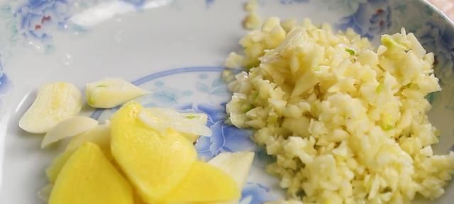 食用|太久没出门了，特别馋水煮肉片，今天在家做，味道鲜美不比买的差