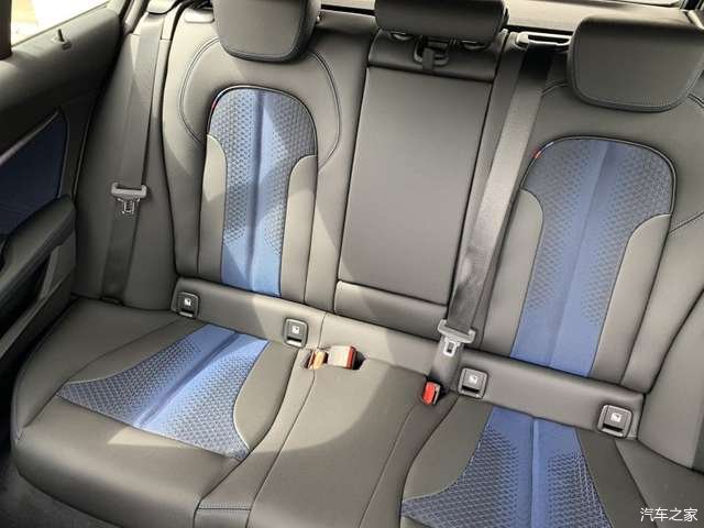  运动|全新宝马1系两厢版，这么运动的造型，怎能不心动呢