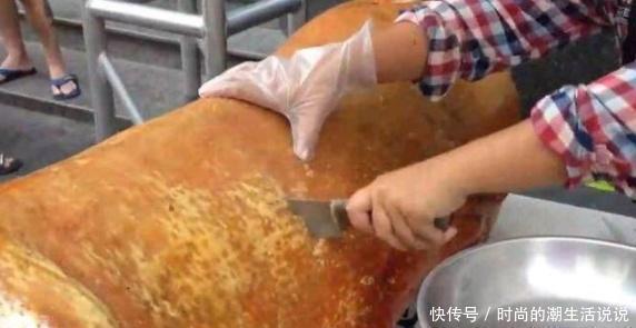 天价|大妈卖“天价小吃”,60元1斤,路人只看不买,吃货买1斤不够吃