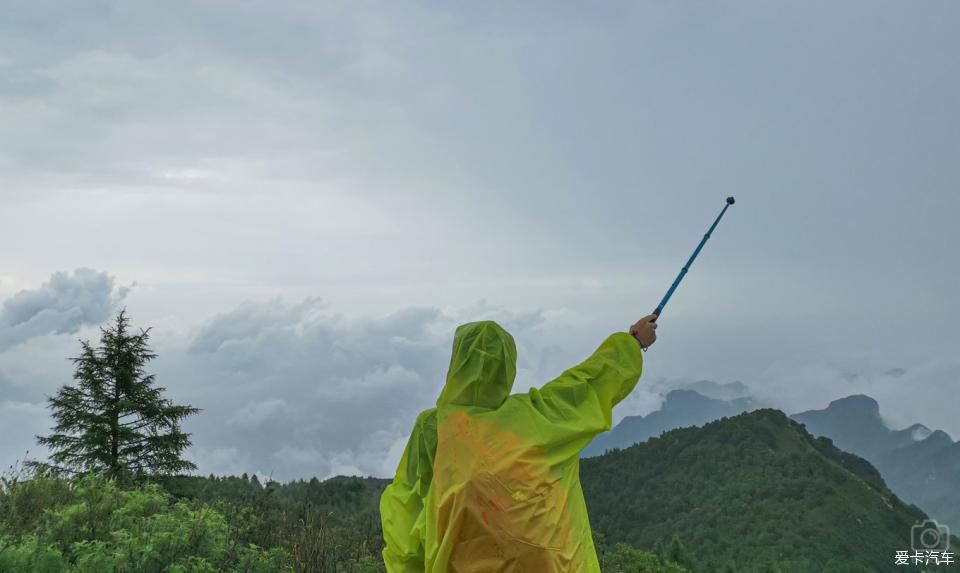  游览|游览祖国大好河山，徒步穿越北驼梁。