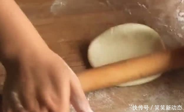 劲道|烙饼大法,60秒出锅,柔软又劲道,一顿吃5张都不够