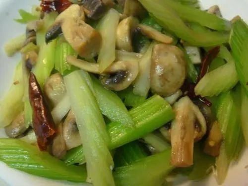  上火|小暑后，记得多吃此菜，营养美味还不上火，苦夏也能轻松度过