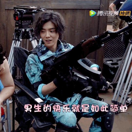  路小北|穿越火线：肖枫消失的原因揭晓！大蔚的所作所为，让他不得不隐退