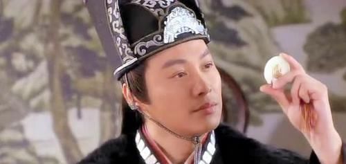  大官|这个人专门乔装成大官行骗，结果，所到之处贪污钱财数不胜数