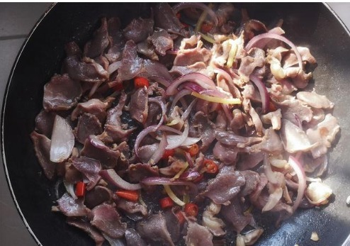 男人|男人都爱的下酒菜,成本也就10块钱,香辣脆嫩有嚼头,下酒真香