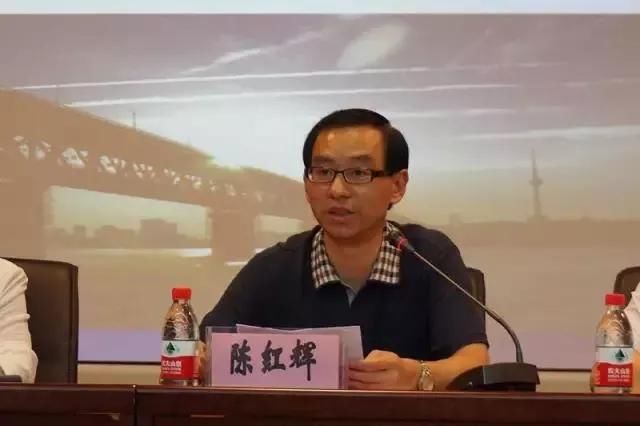 汉市委组织|陈红辉任武汉市副市长，曾是武汉市卫生系统最年轻院领导