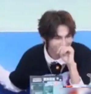  李希侃|这场直播车祸，简直尬到我头皮发麻