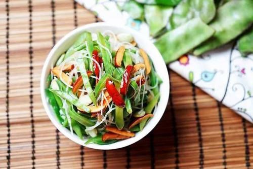  凉拌菜|这菜初秋才上市，形似猫耳脆又鲜，10元买四斤，炒菜拌菜属它香