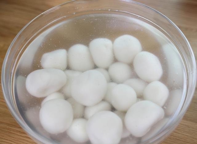  花生米|很少人听说过的甜点糖不甩，在广东特别有名，还代表爱情